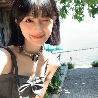 贼爱时尚海报